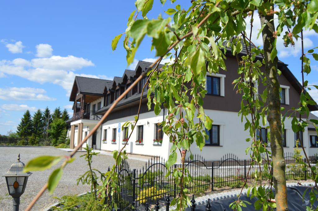 Osrodek Bialy Lew Bed & Breakfast Wojciechow  Екстериор снимка